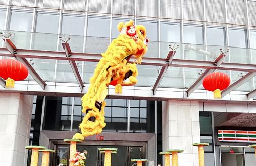 CC国际国际新春盛启，雄狮之姿展未来！